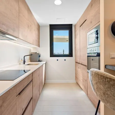 Luxury 3br - Jacuzzi, Garden And Pool