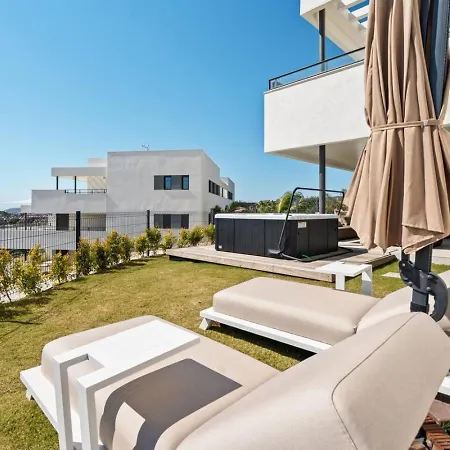 Luxury 3br - Jacuzzi, Garden And Pool * Estepona