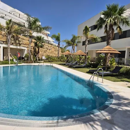 Luxury 3br - Jacuzzi, Garden And Pool * Estepona